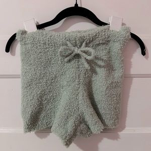 Cute green teddy shorts 💚💚💚